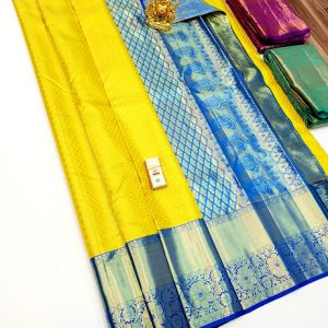 Flower and Diamond Design Kanjivaram Pure Silk Sarees Lemon Green Color w/ Blouse
