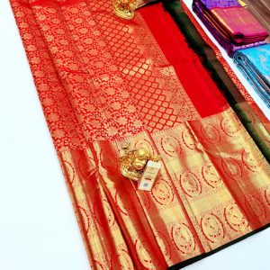 Latest Design Kanjivaram Pure Wedding Silk Saree Red Color w/ Blouse
