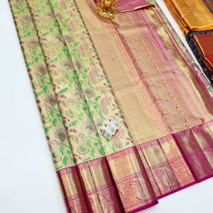 Flower Design Kanjivaram Pure Silk Saree Off White w/ Pink Color w/ Blouse