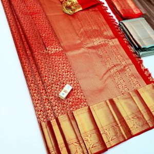 Small Flower Design Kanjivaram Pure Wedding Silk Saree Red Color w/ Blouse
