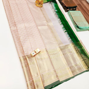 Trendy Design Kanjivaram Pure Wedding Silk Saree Coconut White Color w/ Blouse
