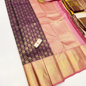 Kanjivaram Pure Wedding Silk Saree Purple Color w/ Blouse