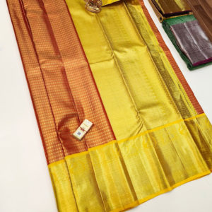 New Design Kanjivaram Pure Wedding Silk Saree Red Color w/ Blouse