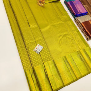 Diamond Design Kanjivaram Pure Wedding Silk Saree Olive Green Color w/ Blouse