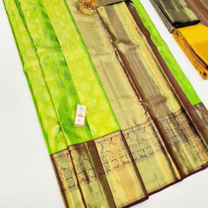 Latest Design Kanjivaram Pure Wedding Silk Saree Pista Green Color w/ Blouse