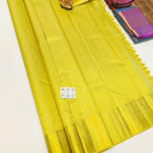 Trendy Design Kanjivaram Pure Wedding Silk Saree Lemon Yellow Color w/ Blouse