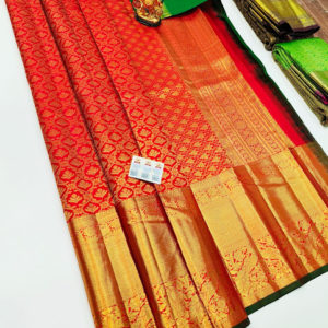 Kanjivaram Pure Wedding Silk Saree Red Color w/ Blouse