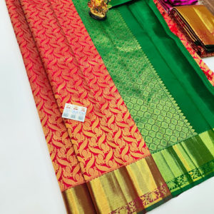 Trendy Design Kanjivaram Pure Wedding Silk Saree Apple Red Color w/ Blouse