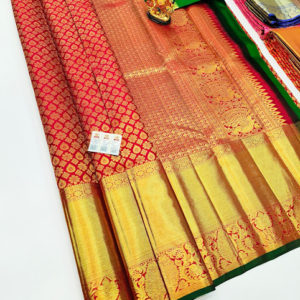 Latest Unique Design Kanjivaram Pure Wedding Silk Saree Red Color w/ Blouse