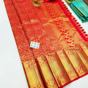 Kanjivaram Pure Wedding Silk Saree Red Color w/ Blouse