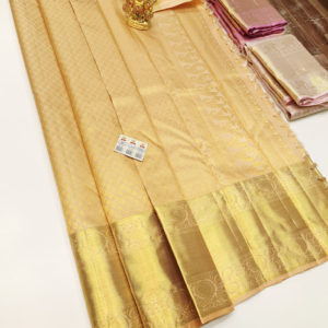 Latest Design Kanjivaram Pure Wedding Silk Saree Golden Color w/ Blouse