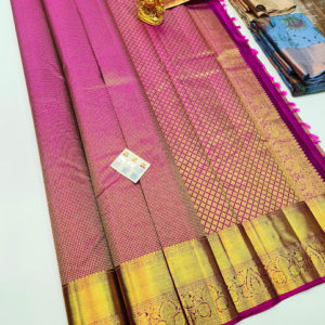 Latest Design Kanjivaram Pure Wedding Silk Saree Magenta Color w/ Blouse