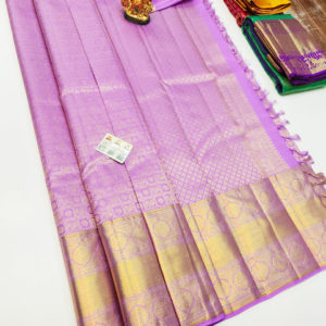 Unique Design Kanjivaram Pure Wedding Silk Saree Violet Color w/ Blouse