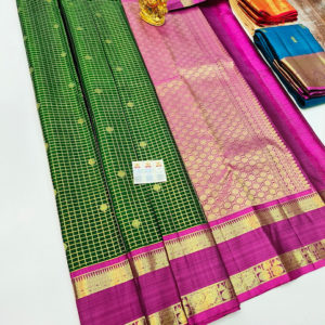 Small Checks Design Pure Kanjivaram Fancy Silk Saree Green Color w/ Blouse