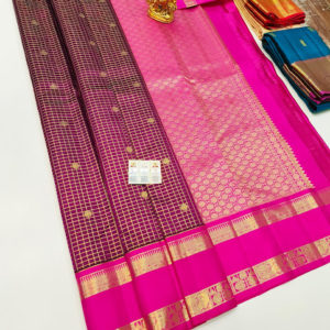Small Checks Design Pure Kanjivaram Fancy Silk Saree Kumkum Red Color w/ Blouse