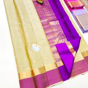 Unique Design Pure Soft Silk Saree Cream Color w/ Blouse