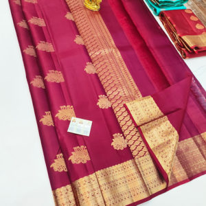 New Design Pure Soft Silks Saree Magenta Color w/ Blouse