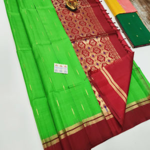 Unique Design Pure Soft Silks Saree Green Color w/ Blouse