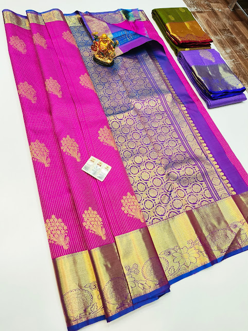 Flower Bouquet Design Pure Kanjivaram Fancy Silk Saree Pink Color w/ Blouse