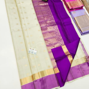 Pure Soft Silk Saree Off White Color w/ Blouse