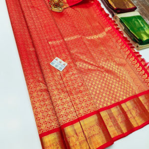 Trendy Design Kanjivaram Pure Wedding Silk Saree Red Color w/ Blouse