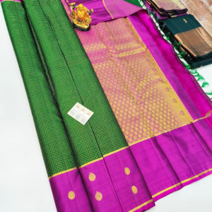 Small Checks Design Pure Kanjivaram Fancy Silk Saree Green Color w/ Blouse