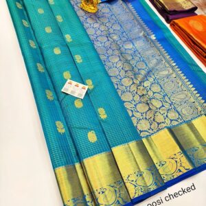 Vaira Oosi Checked Design Pure Kanjivaram Fancy Silk Saree Sky Blue Color w/ Blouse