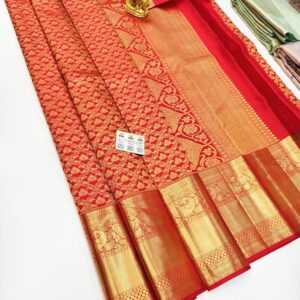 Unique Design Pure Kanjivaram Silk Saree Red Color w/ Blouse