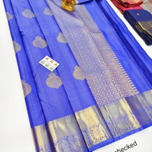 Vaira Osi Checked Design Pure Kanjivaram Fancy Silk Saree Light Blue Color w/ Blouse